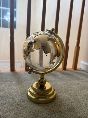 Gold Globe Decor - Globe with Gold Stand